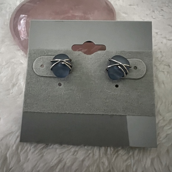 NWOT Sterling Silver Blue Chalcedony Earrings - Picture 1 of 3